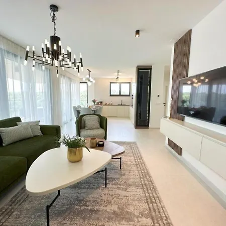 Seaside Luxury Apartmenthouse Infinity Blue Lägenhet