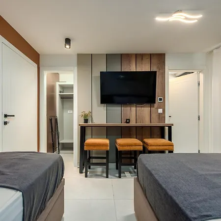 Seaside Luxury Apartmenthouse Infinity Blue Lägenhet Zadar