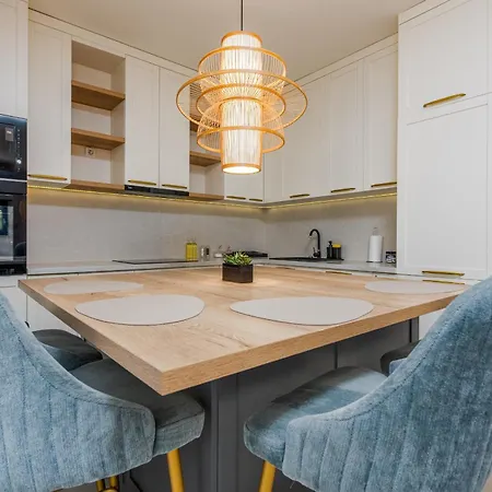 Seaside Luxury Apartmenthouse Infinity Blue Lägenhet Zadar