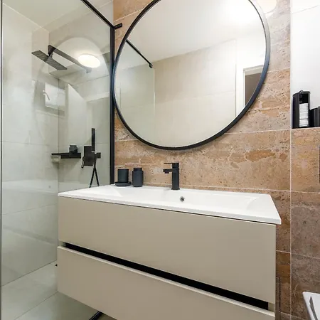 Seaside Luxury Apartmenthouse Infinity Blue Lägenhet Zadar